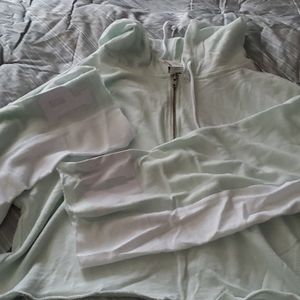 NWT LARGE PINK LIGHT WEIGHT 1/4 zip